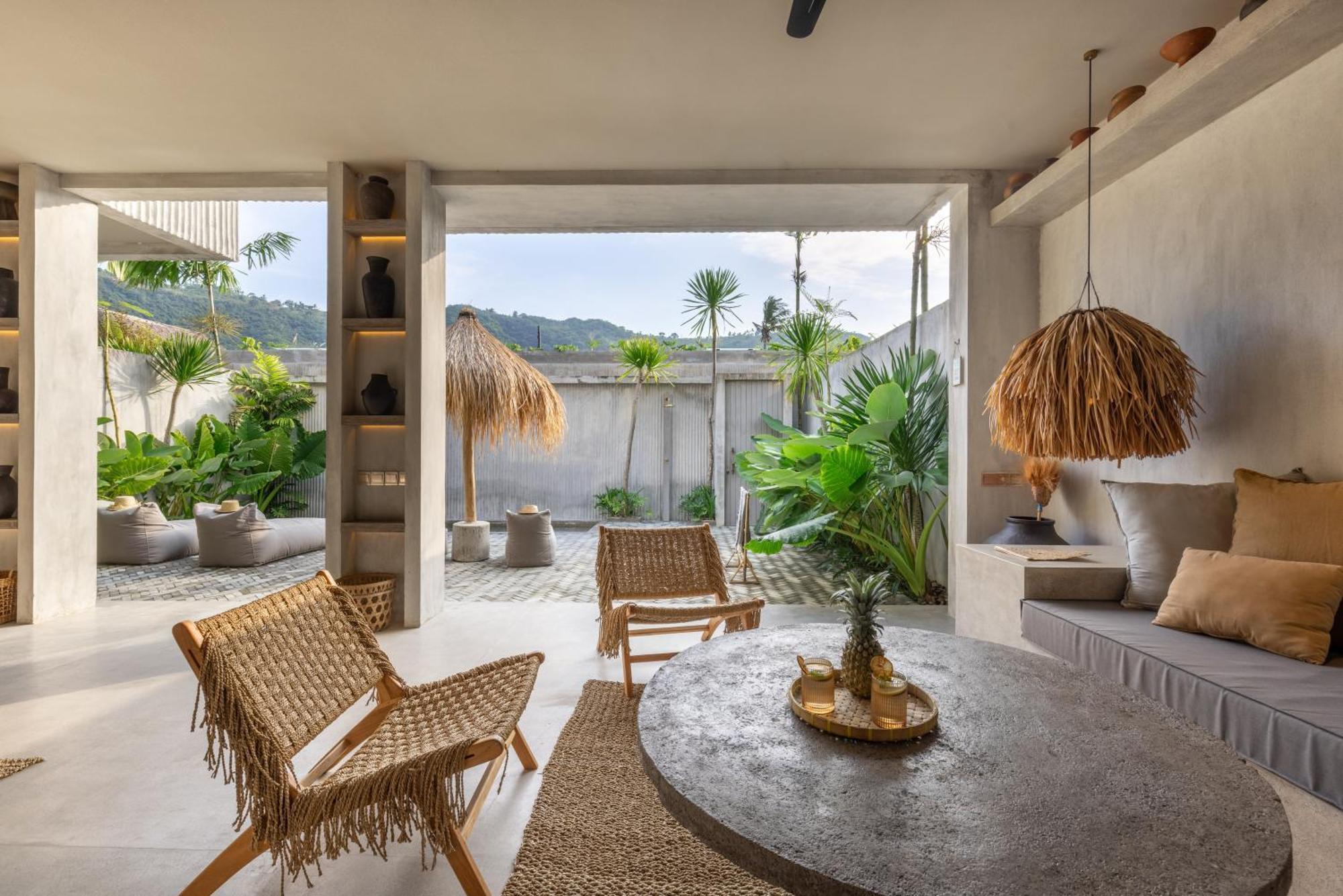 Вилла The Konkret Lombok Kuta  Экстерьер фото